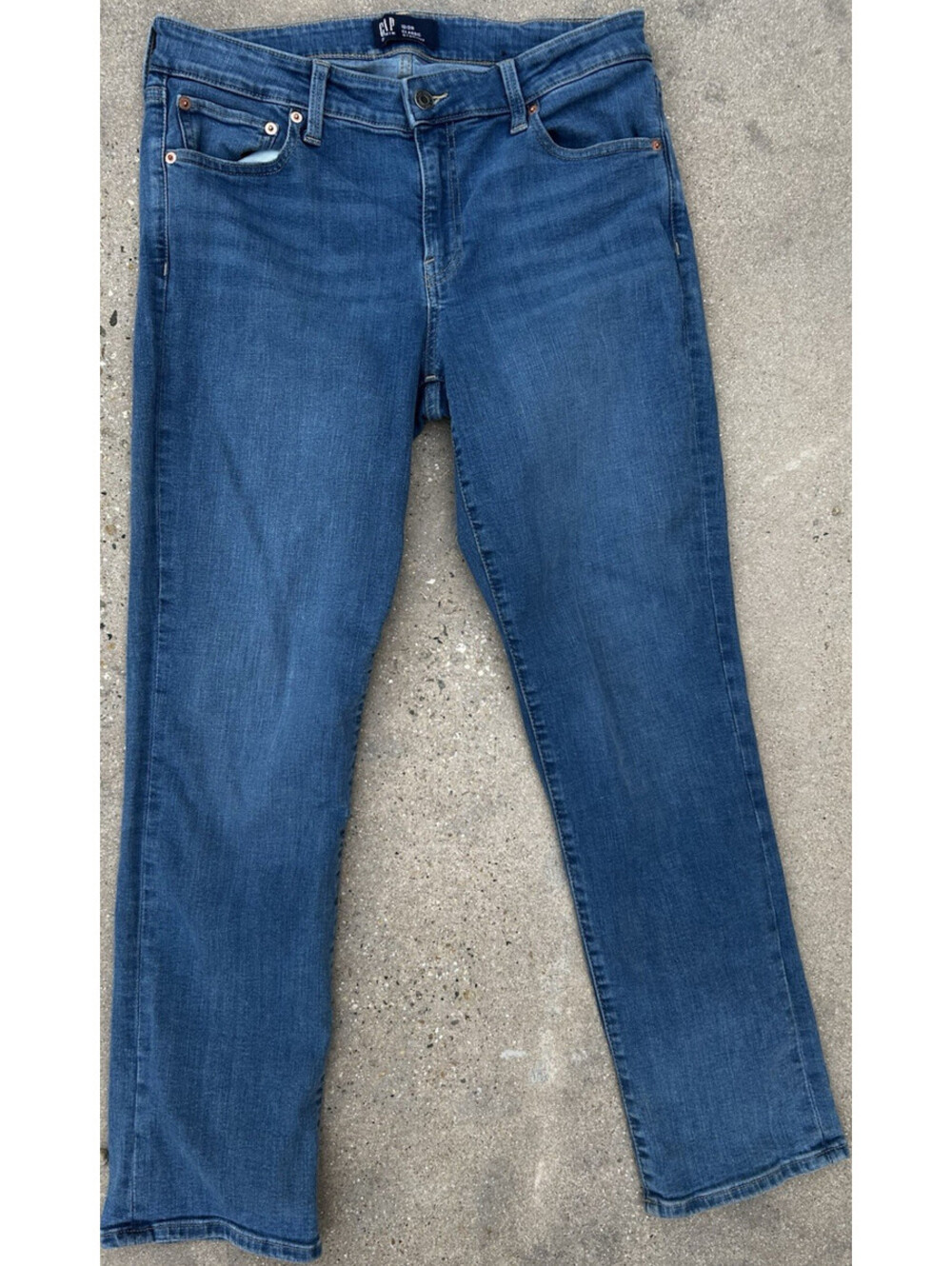 Gap Jeans Women 12 x 31L Blue Cotton Denim Straight Classic Fit Stretch Faded